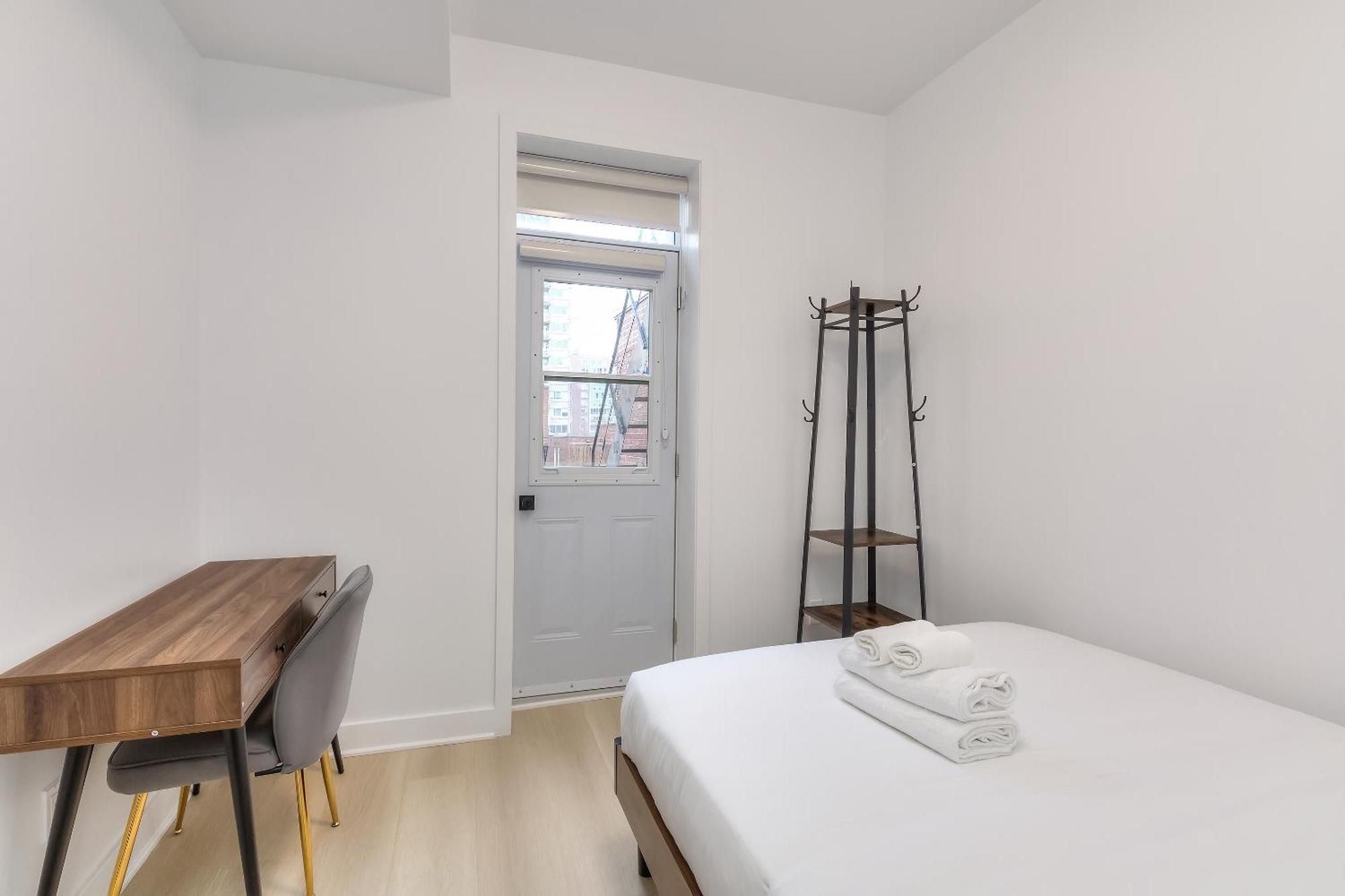Free Indoor Parking Cozy & Spacious Condo In Heart Of Downtown Montréal Exterior foto