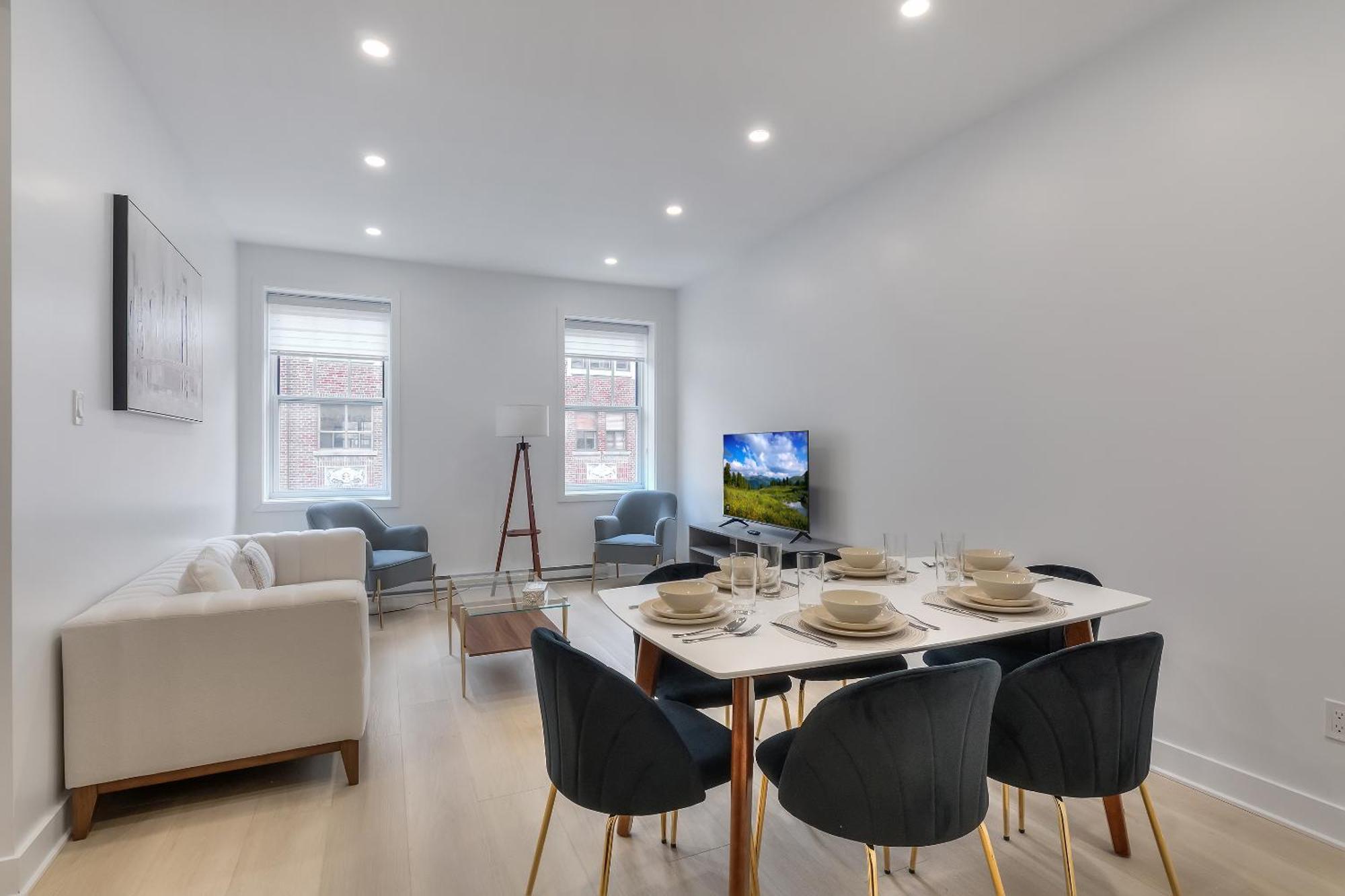 Free Indoor Parking Cozy & Spacious Condo In Heart Of Downtown Montréal Exterior foto